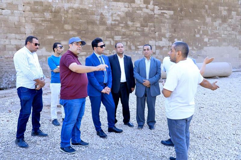 لجنة وضع سوهاج على الخريطة السياحية تتفقد المنطقة الأثرية في أخميم