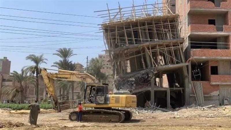 محافظ أسيوط: إزالة 33 حالة تعد على أملاك الدولة .. صور