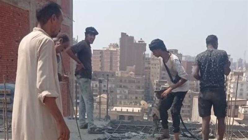 محافظ القليوبية يوجه بتنفيذ حملات لإزالة الطوابق المخالفة بمنطقة الفلل فى بنها