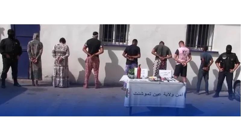 خط أحمر