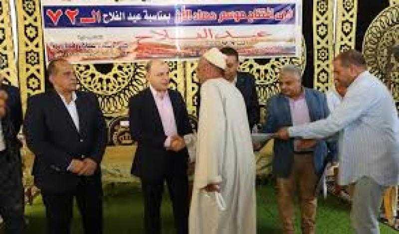 كفر الشيخ .. تسليم 20 عقد تقنين للمنتفعين من الإصلاح الزراعي