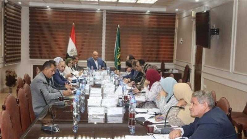 محافظ القليوبية: حريصون على تهيئة الأجواء المناسبة للمستثمرين