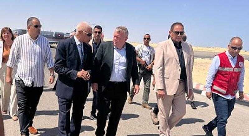 وزير خارجية الدانمارك يصل مطار العريش لبدء جولة إنسانية