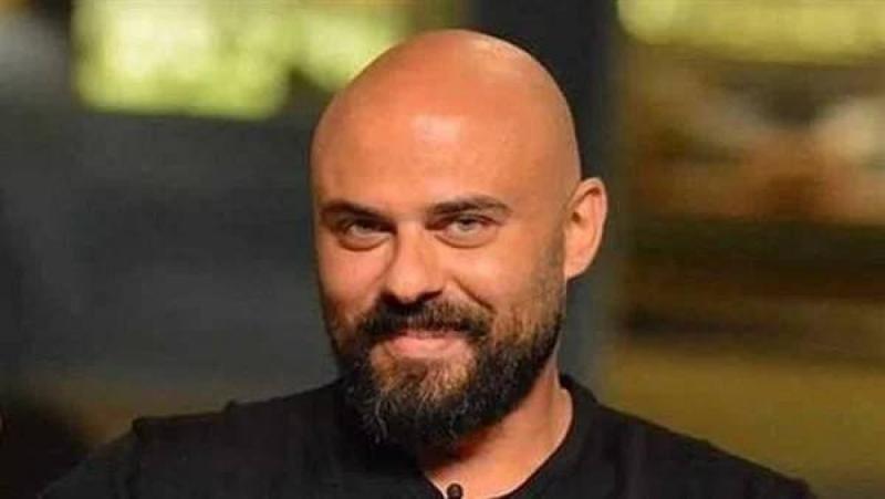 انقضاء محاكمة أحمد صلاح حسنى بتدمير سيارة موظف بالتصالح