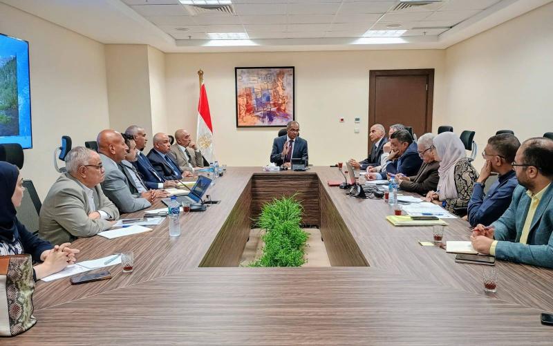 خط أحمر