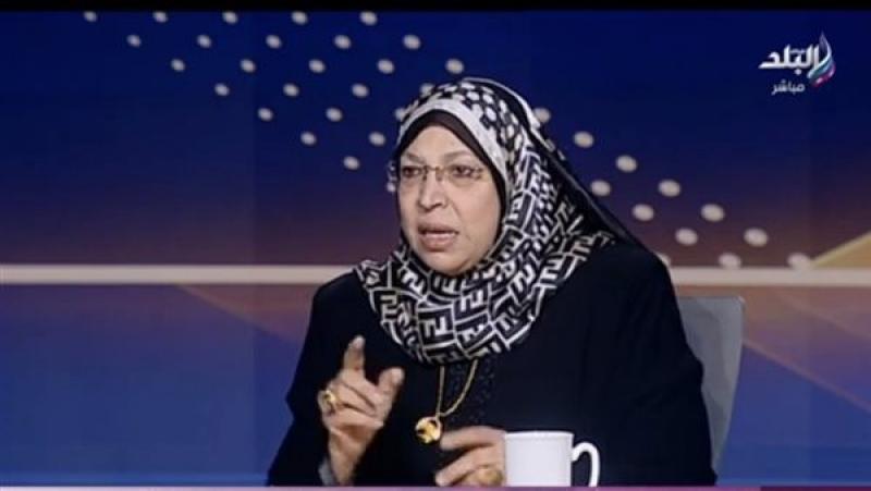 داعية: ليس واجبا على المرأة إعداد ما يحتاجه المنزل من طبخ وغسيل