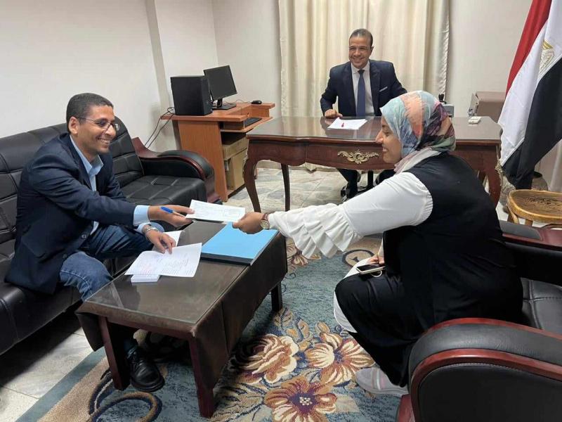 خط أحمر