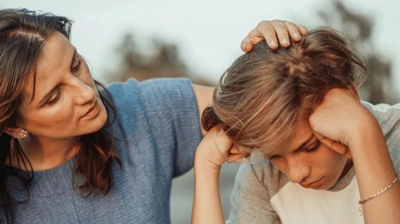 5 عبارات مؤذية لا تقولها لطفلك.. بلاش عياط أشهرها