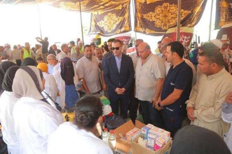 نائب محافظ كفر الشيخ يتفقد قوافل بداية جديدة بقرية الخادمية