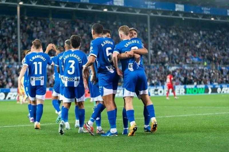 ألافيس يفوز على إشبيلية في الدوري الإسباني