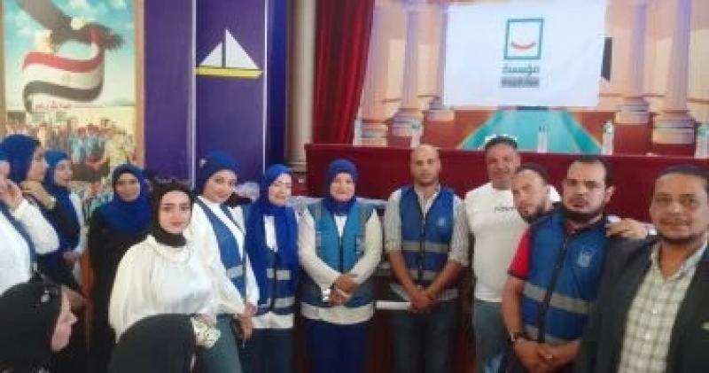 صور.. ”راجع مدرستى” مبادرة حياة كريمة بدمياط لاستقبال العام الدراسى