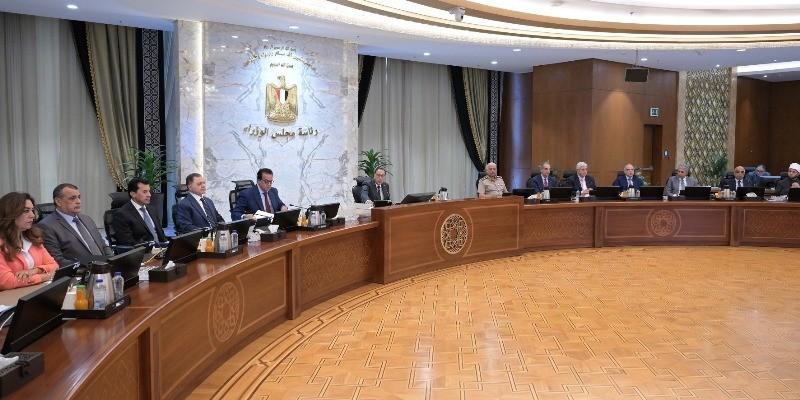 تفاصيل اجتماع الحكومة الأسبوعي.. 7 قرارات بينها تشكيل ”الأعلى للتشاور الاجتماعي في مجال العمل”