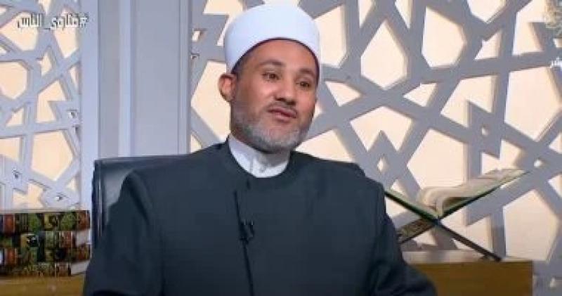 هل عمليات التكميم وتحويل المسار حرام؟ أمين الفتوى يجيب