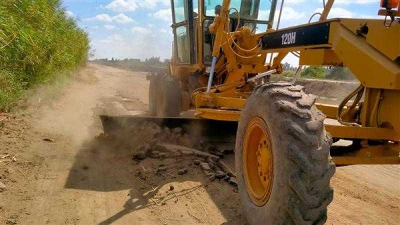 ‏‎محافظ كفر الشيخ يتابع أعمال رفع كفاءة وتمهيد الطرق بقرى الحامول