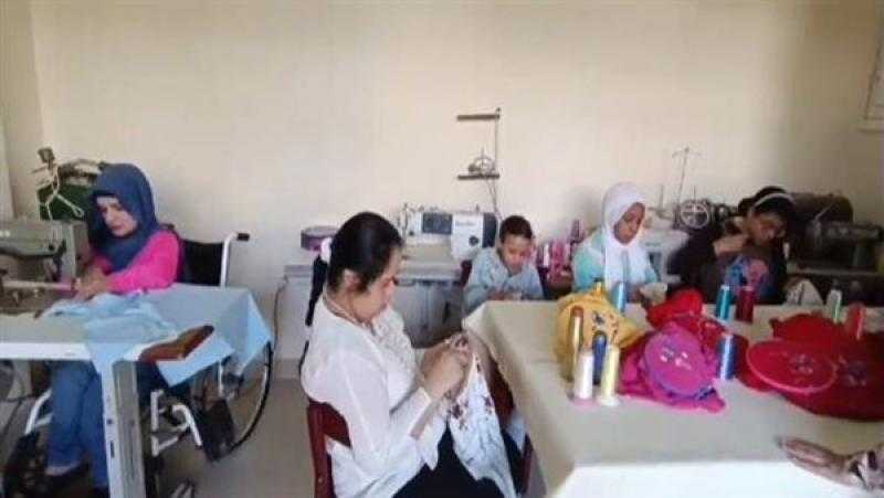 أسيوط: تنظيم قافلة طبية بقرية بني محمديات وأنشطة رياضية بمركز شباب ناصر