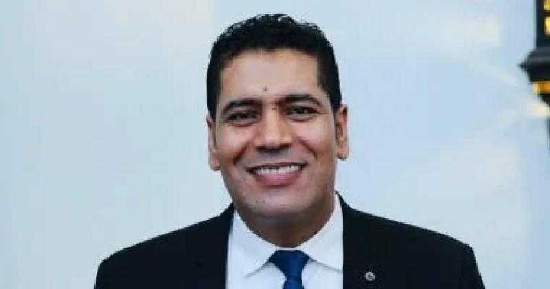 كبير الباحثين بالمركز المصرى للفكر: نتنياهو يخلط كل الأوراق لصالح مستقبله السياسى