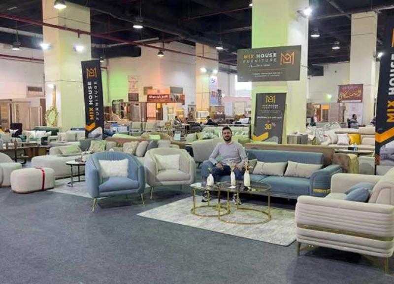 أسعار تنافسية.. 74 عارض يشاركون بمعرض صنع في دمياط للأثاث