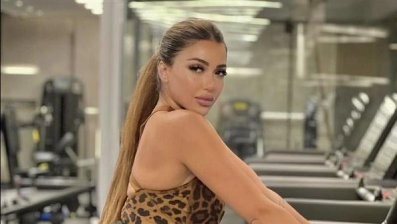 فستان سارة سلامة يشعل السوشيال ميديا في أحدث ظهور
