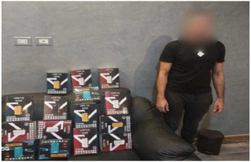 القبض على مالك محل لاتهامه بفك شفرات القنوات الفضائية في بولاق الدكرور