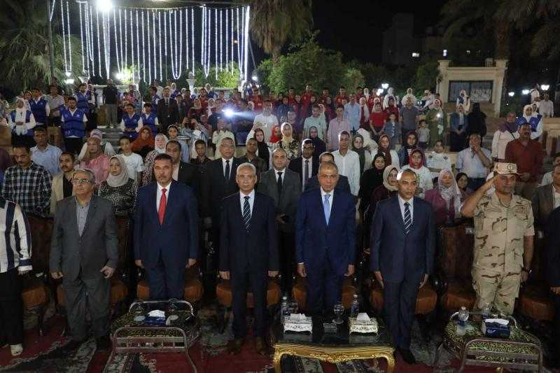 محافظة المنيا تحتفل باليوم العالمي للسياحة بعروض فنية على كورنيش النيل