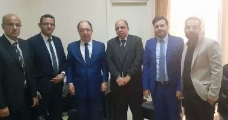 خط أحمر