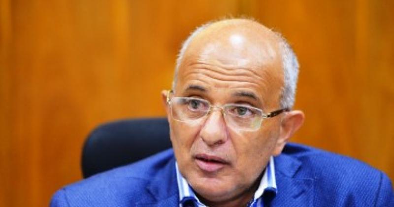 رئيس هيئة الطرق والكباري: القطار السريع سيحدث نقلة كبيرة