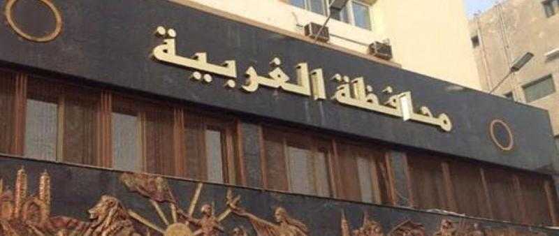نائب محافظ الغربية يفاجئ حي ثان طنطا لمتابعة سير العمل والاستماع لمطالب المواطنين