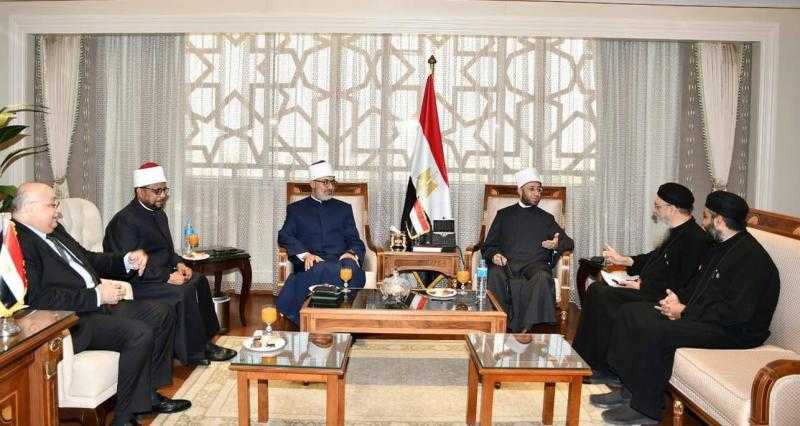 وزير الأوقاف يعقد الاجتماع التمهيدي لتنسيق الأعمال المشتركة بين أتباع الديانات المختلفة