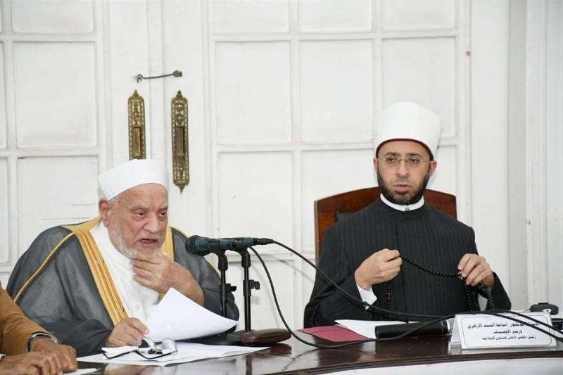 وزير الأوقاف يجتمع بلجنة السنة والسيرة النبوية بالمجلس الأعلى للشئون الإسلامية