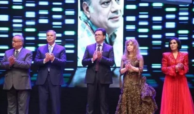 حقيقة رفض الفنانة منة شلبي إستلام جائزتها من مهرجان الإسكندرية السينمائي