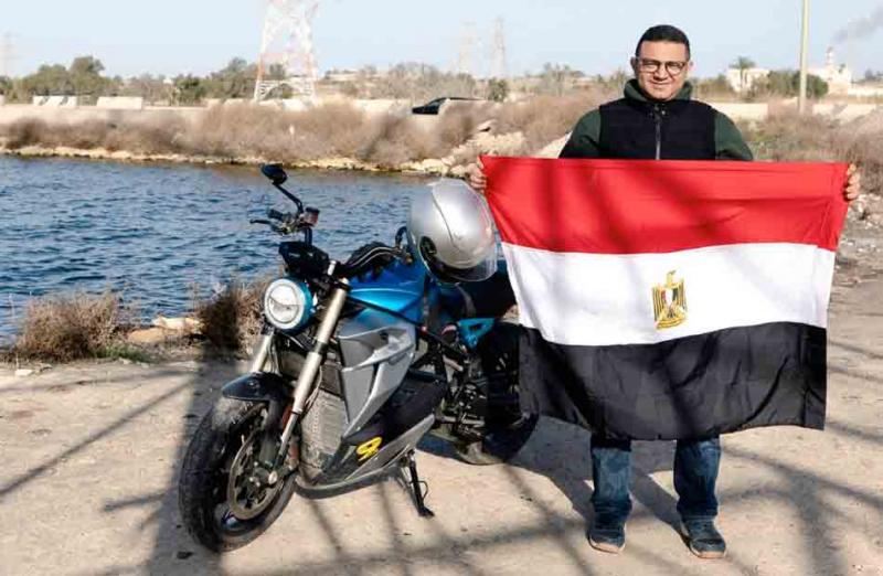 خط أحمر