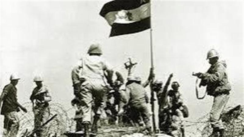 أحد أبطال حرب أكتوبر: الجندي الإسرائيلي جبان لأنه ليس صاحب أرض