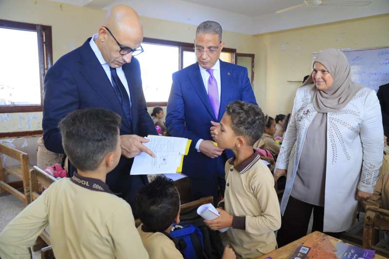 خط أحمر