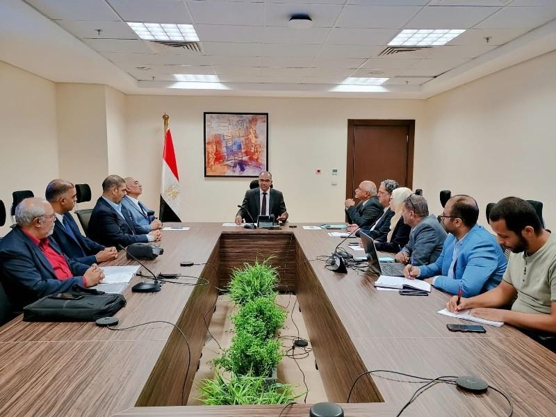 الإسكان تؤكد دعم المصانع التي تسهم في تشجيع وتوطين صناعة المهمات الكهروميكانيكية
