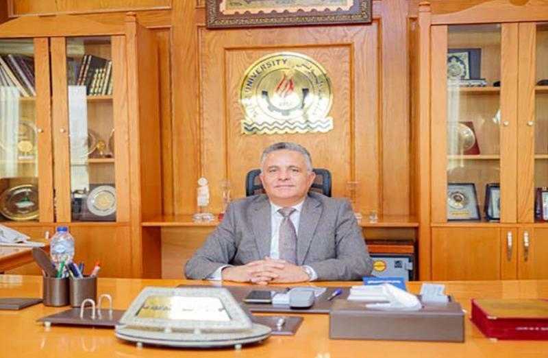 جامعة قناة السويس تصدر تحديث اللجان العلمية