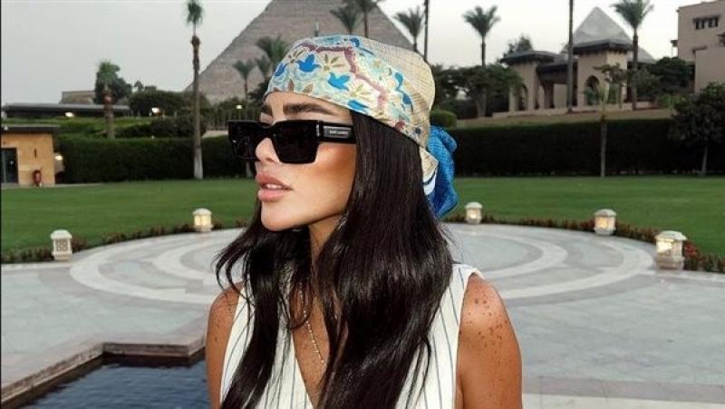 هوت شورت.. طليقة محمود العسيلي تخطف الأنظار في أحدث ظهور