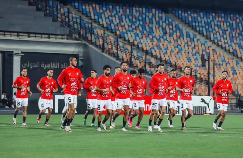 خط أحمر