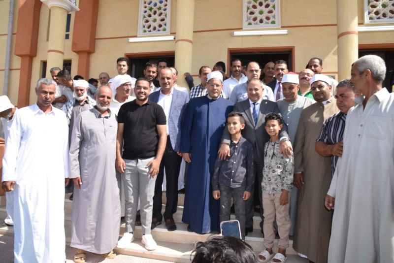 محافظ بورسعيد يفتتح ”مسجد عايد” بمنطقة كربة عايد بجنوب المحافظة.. صور