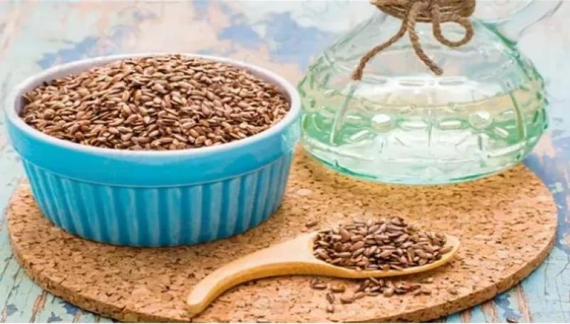 تناول زيت بذور الكتان طريقة جيدة لتجنب الإصابة بنوبة قلبية