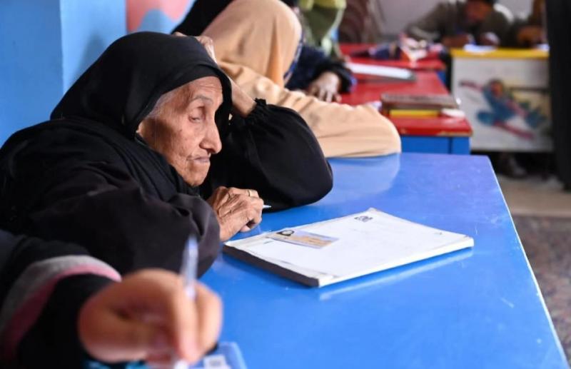 جدول امتحانات محو الأمية لشهر أكتوبر في المنيا.. تنطلق اليوم