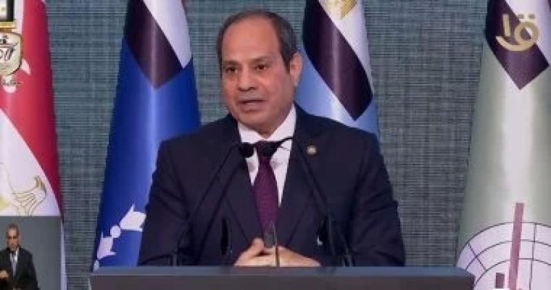 الرئيس السيسى يقدم التحية لأبطال حرب أكتوبر خلال الندوة التثقيفية: شكرا على معركة الشرف والكرامة.. بلدنا بفضل الله بخير وقدرات الجيش كافية للدفاع عنها