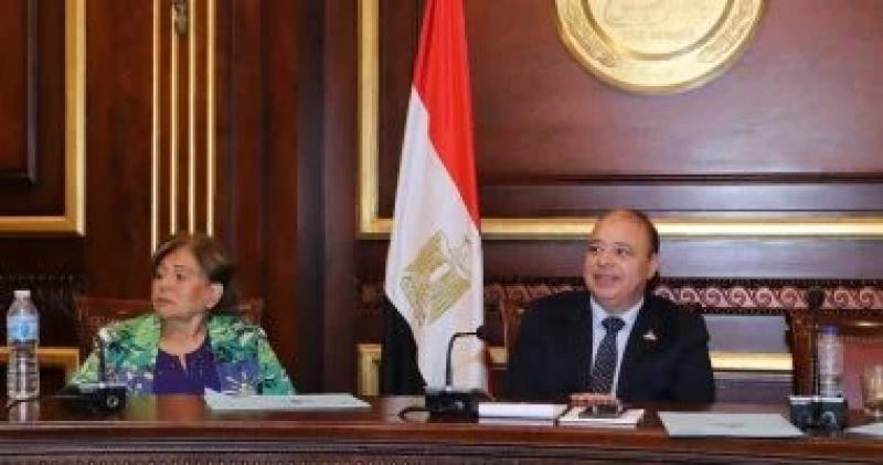 صحة الشيوخ: توطين صناعة الأدوية أولوية دور الانعقاد الخامس لمنع تكرار الأزمة