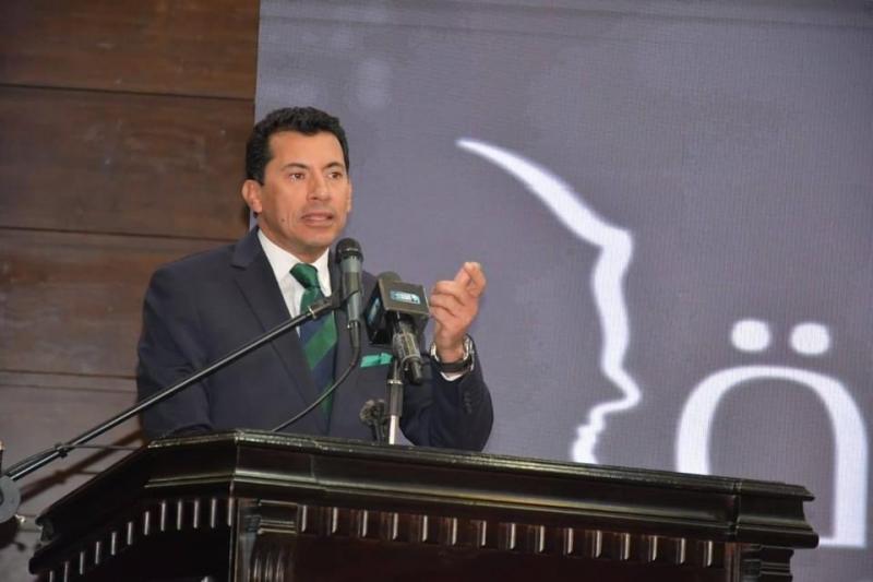 وزير الشباب والرياضة يشهد انطلاق فعاليات الموسم السابع لبرنامج ”العباقرة جامعات”