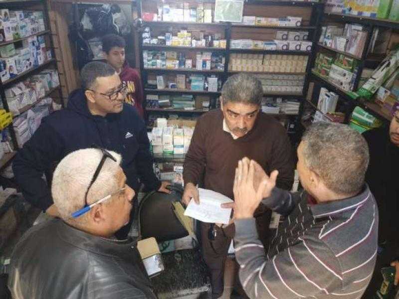 محافظة القاهرة تطلق فرق عمل لتوعية التجار بمزايا قانون المحال العامة