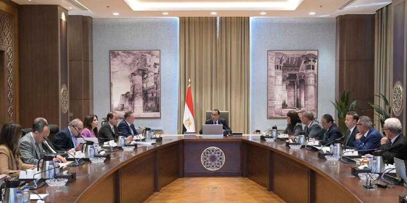 الوزراء: اجتماع مدبولي يأتي في إطار حرص الحكومة لتنسيق السياسات المالية