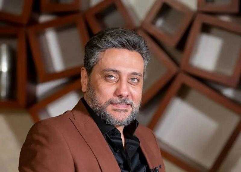 تامر فرج يعرض نفسه للبيع أو للإيجار: ممثل محترف أصلح لجميع الأغراض