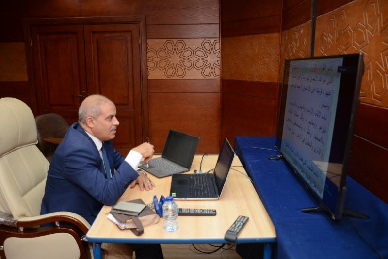 خط أحمر