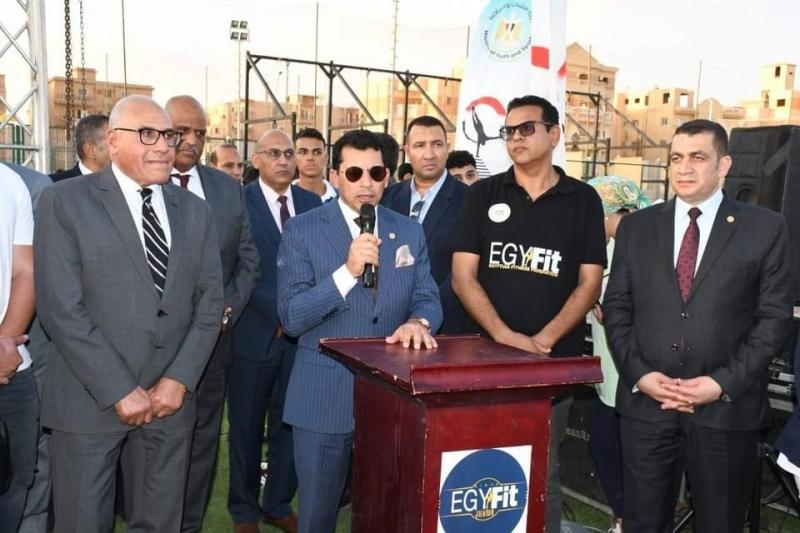 وزير الشباب والرياضة يشهد التشغيل التجريبي لمركز التنمية الشبابية بالسادس أكتوبر.. بتكلفة انشائية بلغت ١٩٠ مليون جنيه