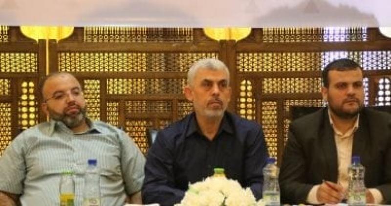 إعلام إسرائيلى: قوات من سلاح المدرعات اغتالت 3 مقاتلين بالصدفة بينهم السنوار