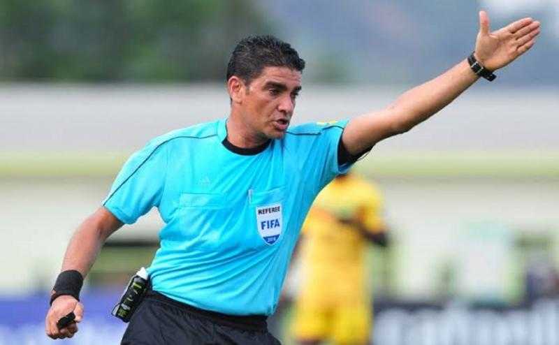 لجنة الحكام تبدأ حملة شرح تعديلات قانون كرة القدم للأندية